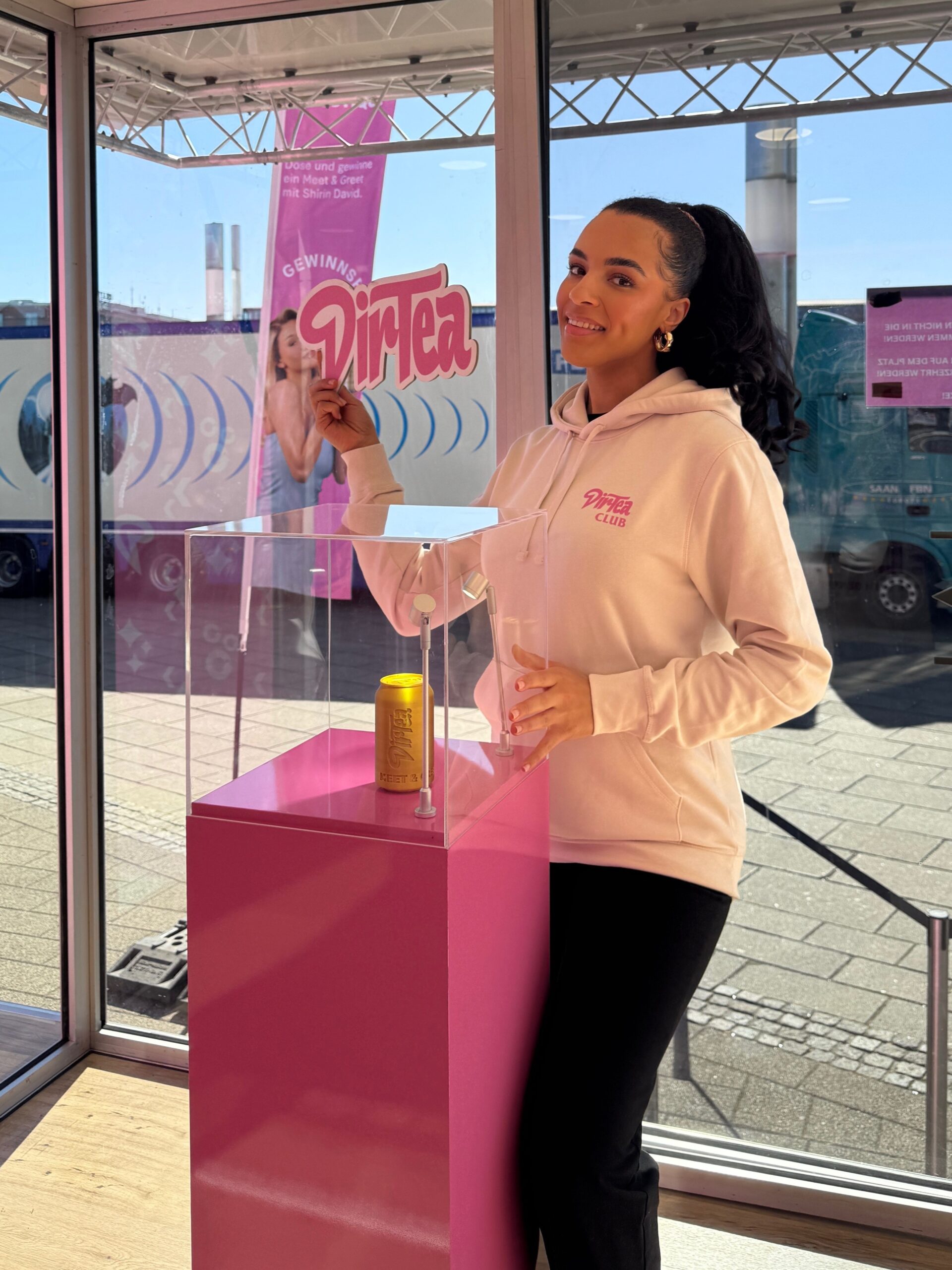 Promotion Agentur Erding vermittelt professionelle Promoter für erfolgreiche Verkostungen und POS Aktionen vor Ort.